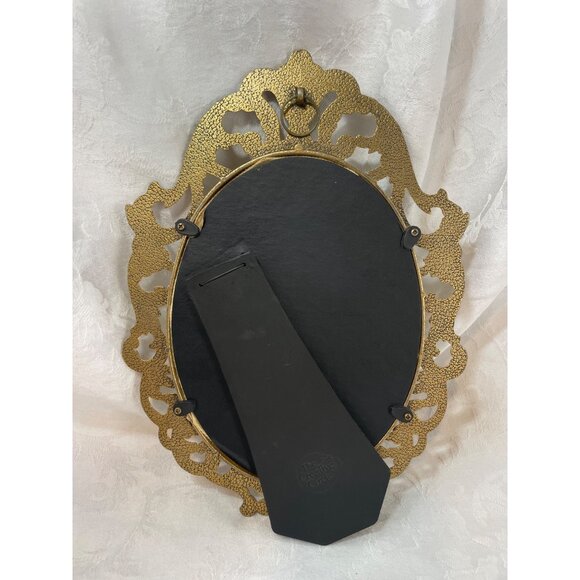 Creative Circle Greatest Gift is Love Metal Frame New Embroidery Kit - Picture 4 of 7